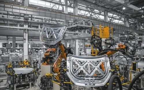 探秘長安新晉網(wǎng)紅UNI-T誕生記 智造工廠里的機(jī)器人軍團(tuán)與24小時(shí)不休的智慧脈搏